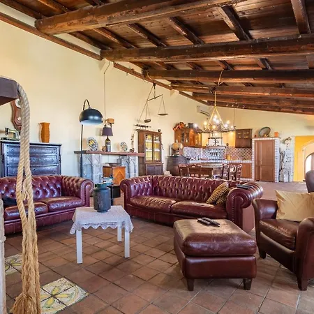 Casa Vacanze Giada Jacuzzi Holiday home *