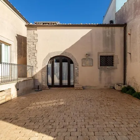 Casa Vacanze Giada Jacuzzi * Ragusa